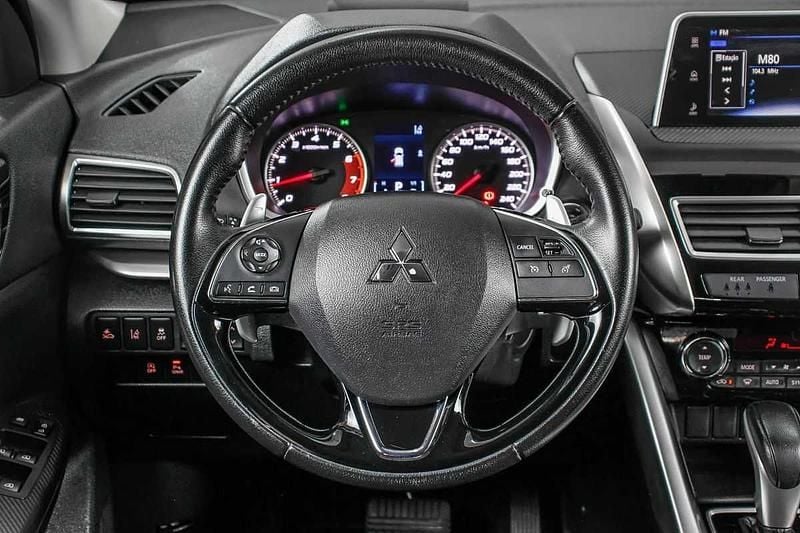 Usado Mitsubishi Eclipse Cross Active 163 HP (119 kW) 2019 Vermelho SUV