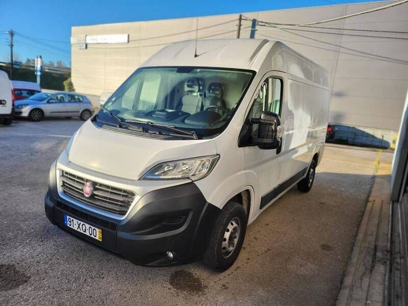 Usado Fiat Ducato 130 HP (95 kW) 2019 Branco Van