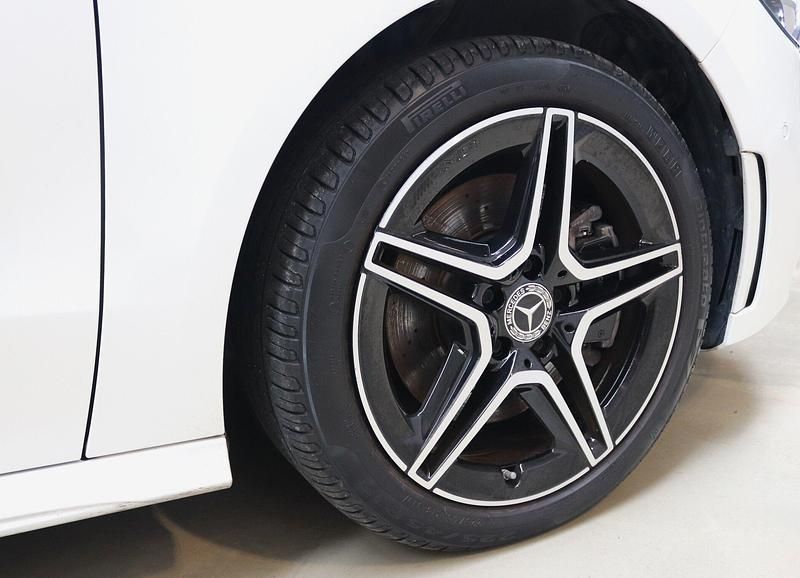 Usado Mercedes B250 AMG line 218 HP (160 kW) 2021 Branco Monovolume