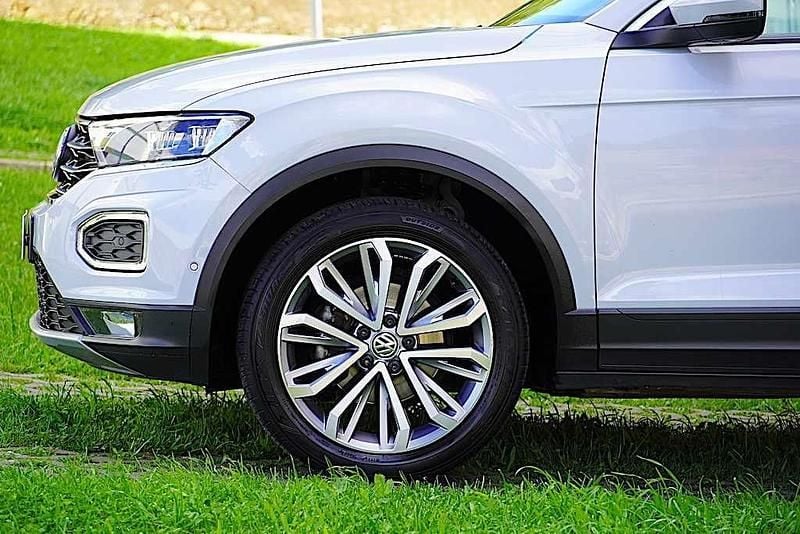Branco Usado 2019 VW T-Roc Style SUV | € 19.990 (Preço justo) - Imagem 1/1