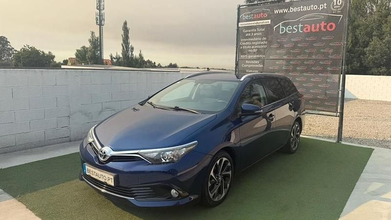 Azul Usado 2015 Toyota Auris Touring Sports Carrinha | € 9.999 (Bom preço) - Imagem 1/4