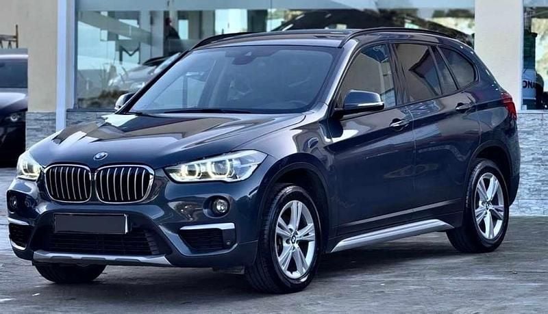 Cinzento Usado 2020 BMW X1 SUV | € 22.500 (Bom preço) - Imagem 1/4