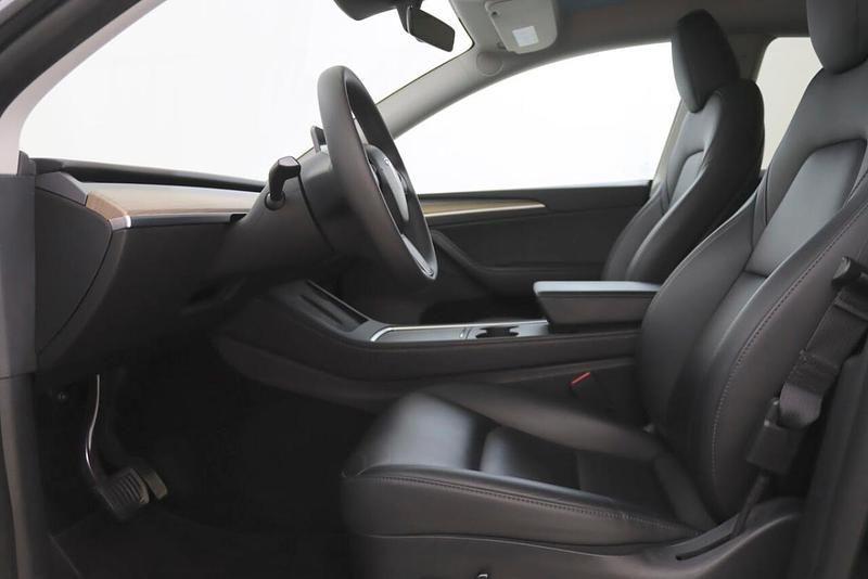 Usado Tesla Model Y 2023 Preto SUV