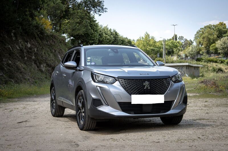 Cinza Usado 2020 Peugeot 2008 Allure SUV | € 19.000 (Preço elevado) - Imagem 1/4