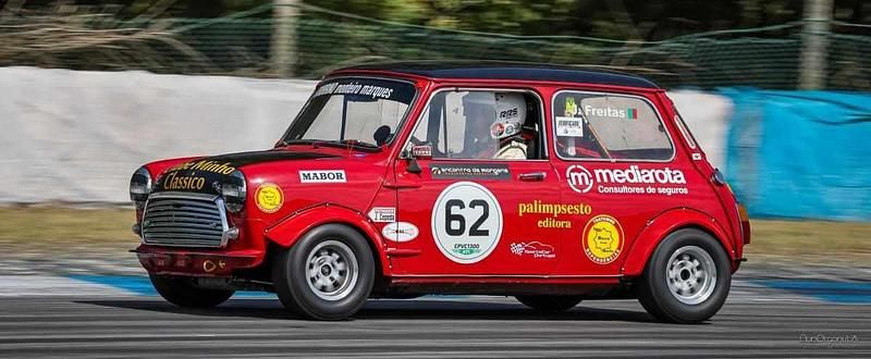 Usado Austin Mini 59 HP (43 kW) 1970 Vermelho
