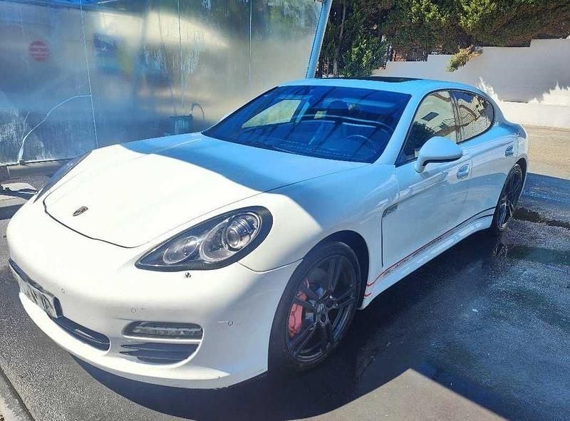 Usado 2012 Porsche Panamera Black Edition Sedan | € 26.990 - Imagem 1/4