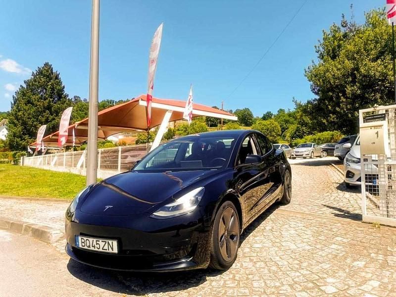 Preto Usado 2019 Tesla Model 3 Standard Range Plus Sedan | € 21.000 (Preço justo) - Imagem 1/4
