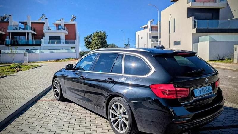 Usado BMW 318 Sport Line 150 HP (110 kW) 2018 Preto Carrinha