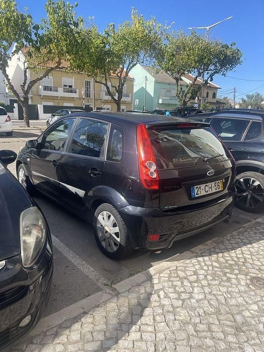 Usado 2006 Ford Fiesta Citadino | € 3.300 (Preço justo) - Imagem 1/4
