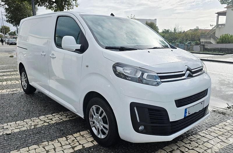 Usado Citroën Jumpy 122 HP (89 kW) 2017 Branco Monovolume