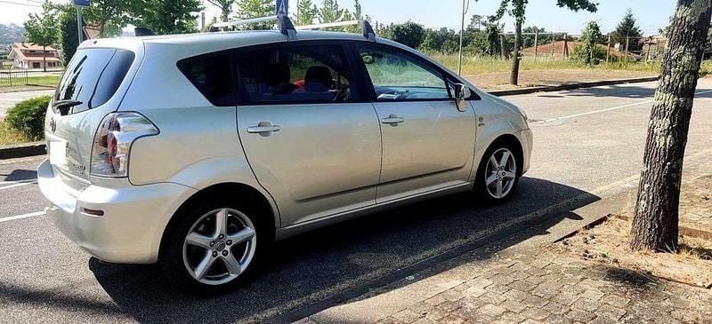 Usado 2007 Toyota Corolla Verso Monovolume | € 7.500 - Imagem 1/4