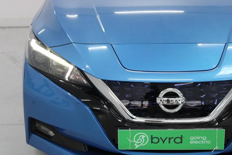 Usado Nissan Leaf N-Connecta 160 kW (218 HP) 2021 Azul Citadino