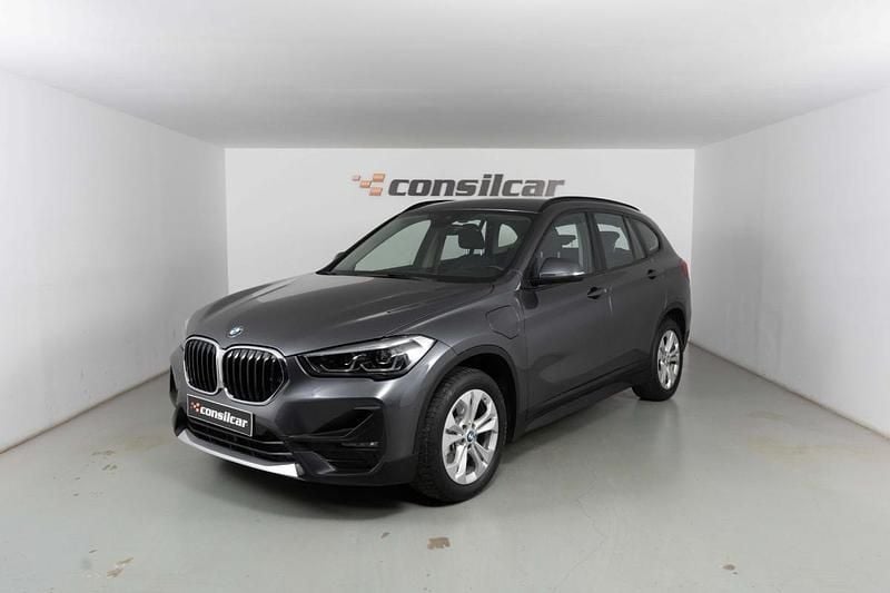 Cinza Usado 2021 BMW X1 SUV | € 23.980 (Bom preço) - Imagem 1/4