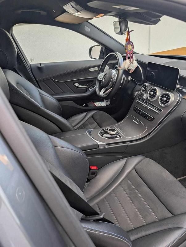Cinzento Usado 2020 Mercedes C300 Carrinha | € 28.500 (Bom preço) - Imagem 1/4