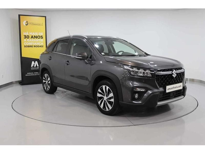 Cinzento Usado 2023 Suzuki SX4 S-Cross SUV | € 28.280 (Preço elevado) - Imagem 1/4