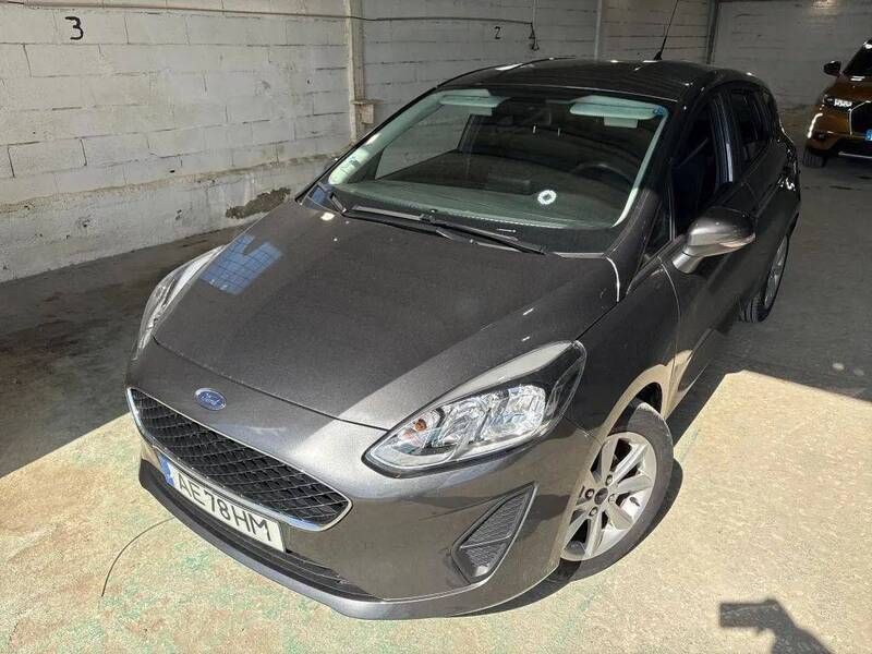 Cinza Usado 2020 Ford Fiesta Citadino | € 14.400 (Preço justo) - Imagem 1/4