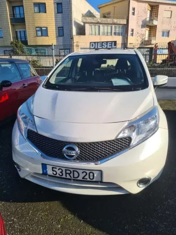 Branco Usado 2014 Nissan Note Visia Monovolume | € 9.750 (Preço justo) - Imagem 1/4