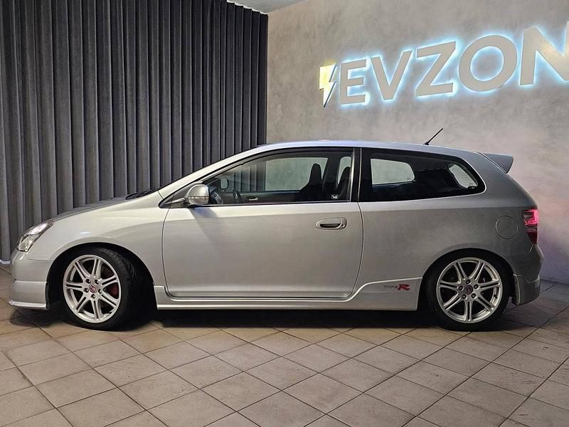 Usado Honda Civic Type R 200 HP (147 kW) 2007 Cinza Coupé