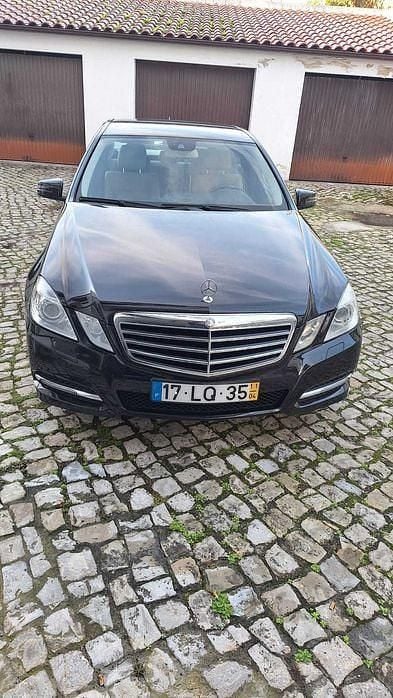 Usado 2011 Mercedes E250 | € 16.000 - Imagem 1/4
