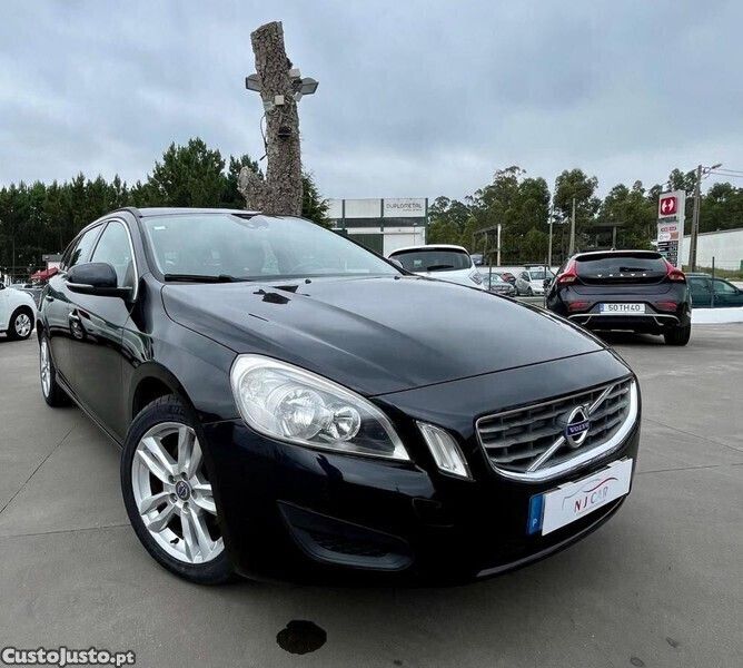Preto Usado 2012 Volvo V60 Drive Kinetic Carrinha | € 11.900 (Preço justo) - Imagem 1/1