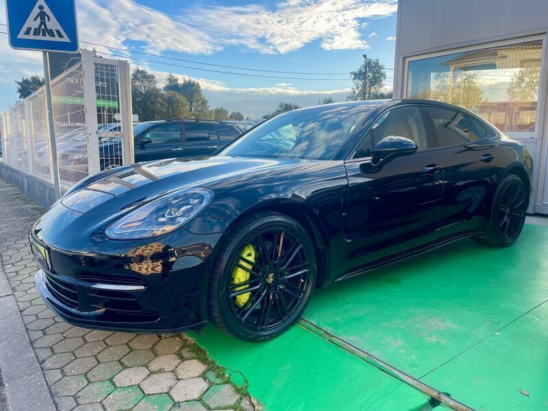 Preto Usado 2017 Porsche Panamera 4 Executive Sedan | € 69.990 (Bom preço) - Imagem 1/4