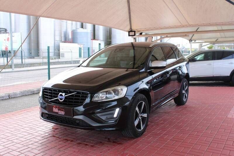 Preto Usado 2017 Volvo XC60 SUV | € 27.900 (Preço justo) - Imagem 1/4