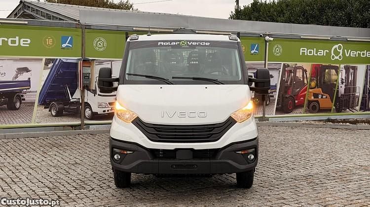 Branco Usado 2025 Iveco Daily | € 52.500 - Imagem 1/1