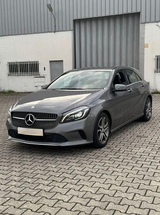Usado 2014 Mercedes A180 Sedan | € 13.500 (Preço justo) - Imagem 1/4