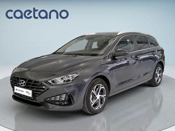 Usado Hyundai i30 Style 120 HP (88 kW) 2023 Preto Carrinha