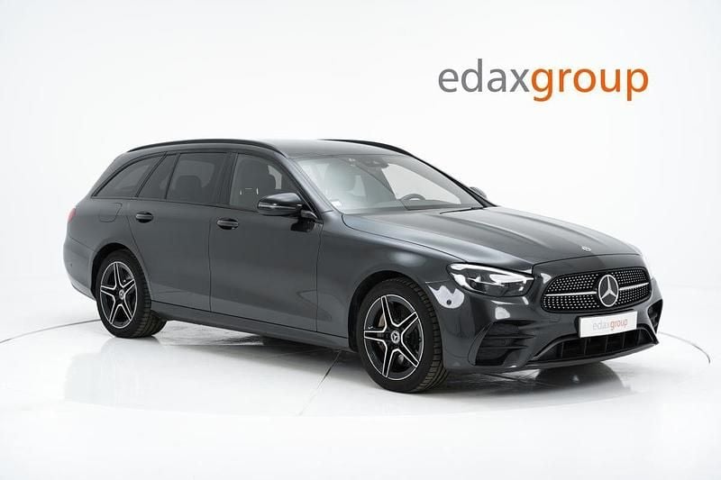 Cinza Usado 2022 Mercedes E300 AMG line Carrinha | € 36.990 (Bom preço) - Imagem 1/4