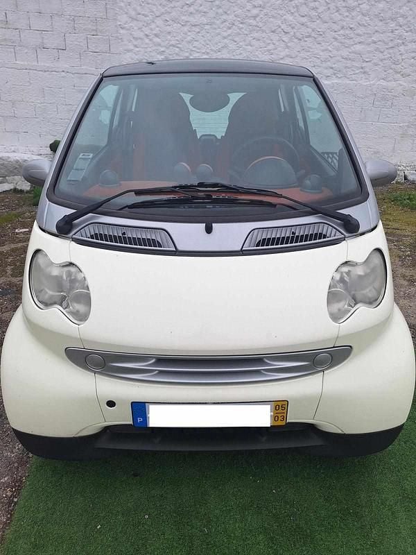 Cinzento Usado 2005 Smart ForTwo Coupé Coupé | € 3.690 (Preço justo) - Imagem 1/4