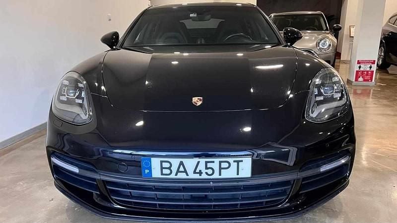 Preto Usado 2017 Porsche Panamera Citadino | € 69.900 (Caro) - Imagem 1/4