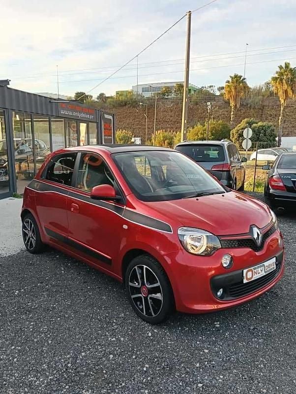 Vermelho Usado 2015 Renault Twingo Citadino | € 7.899 (Preço justo) - Imagem 1/4
