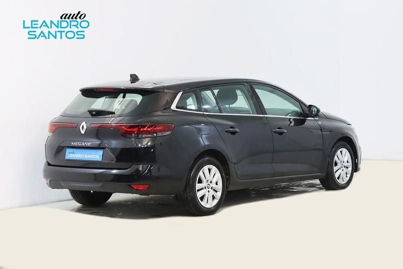 Usado Renault Mégane IV 115 HP (84 kW) 2024 Preto