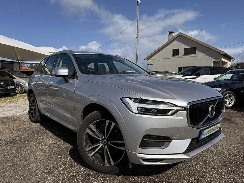 Cinzento Usado 2019 Volvo XC60 Momentum SUV | € 32.490 (Preço justo) - Imagem 1/4