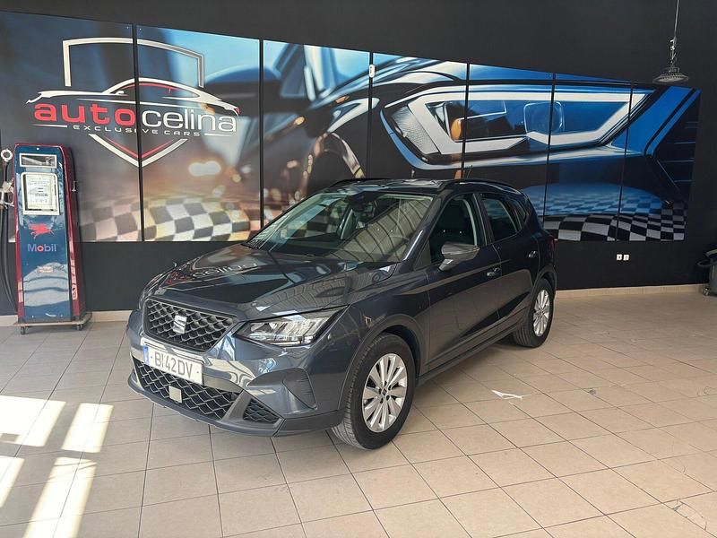 Cinza Usado 2024 Seat Arona Style SUV | € 20.900 (Caro) - Imagem 1/4
