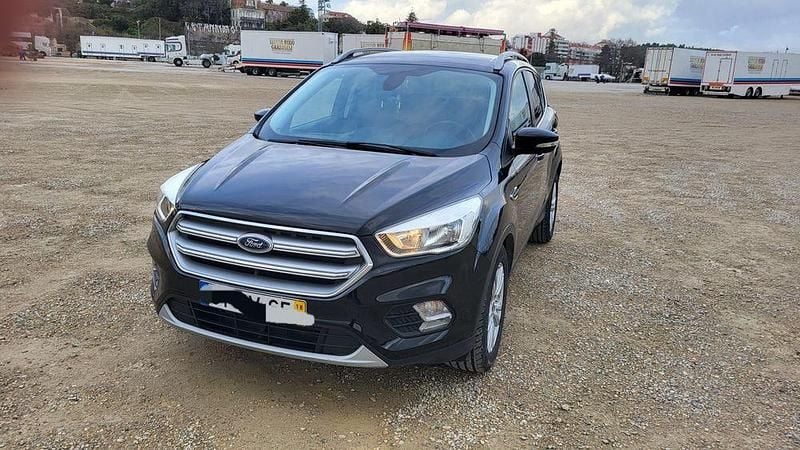 Usado 2018 Ford Kuga SUV | € 15.000 (Preço justo) - Imagem 1/4