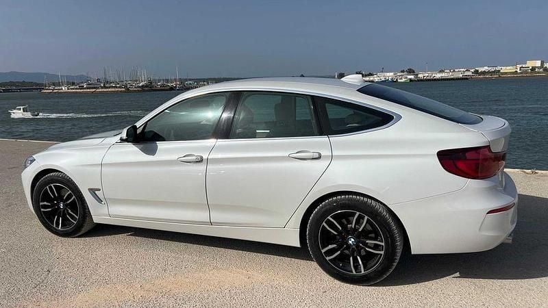 Usado 2019 BMW 320 Gran Turismo Sedan | € 35.900 - Imagem 1/4