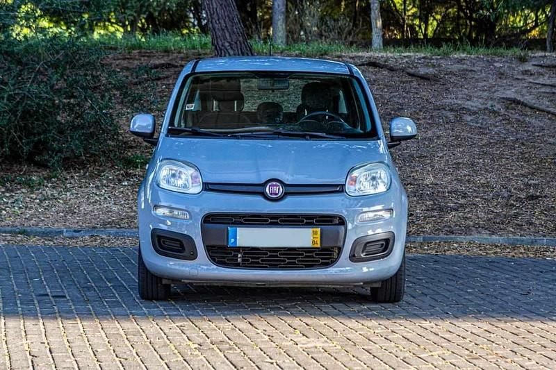 Cinzento Usado 2018 Fiat Panda Citadino | € 7.999 (Bom preço) - Imagem 1/4