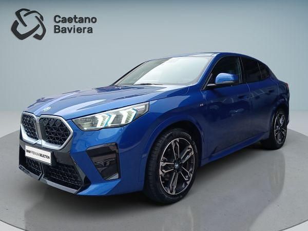 Azul Usado 2025 BMW X2 SUV | € 53.900 - Imagem 1/4