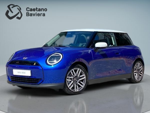 Azul Usado 2024 Mini Cooper Citadino | € 39.900 - Imagem 1/4