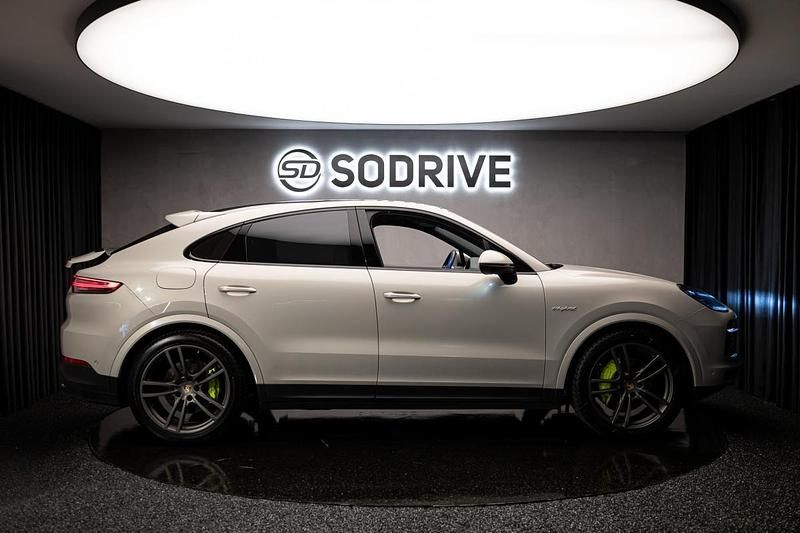 Usado Porsche Cayenne 462 HP (339 kW) 2022 Outra SUV