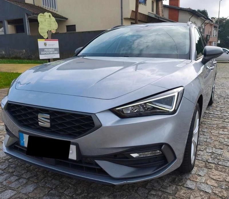 Cinzento Usado 2023 Seat Leon Carrinha | € 24.990 (Bom preço) - Imagem 1/4