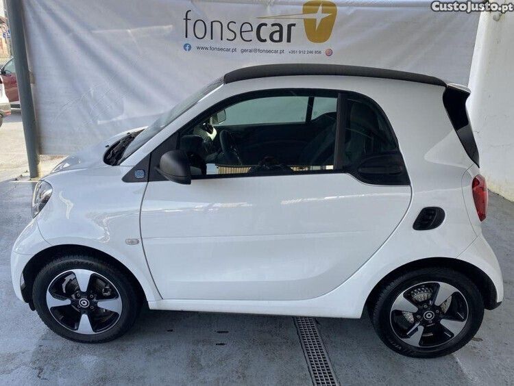 Usado Smart ForTwo Electric Drive Passion 60 kW (82 HP) 2021 Branco