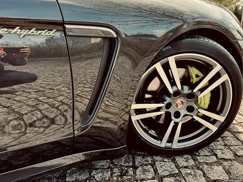 Usado Porsche Panamera 416 HP (305 kW) 2013 Cinzento Citadino