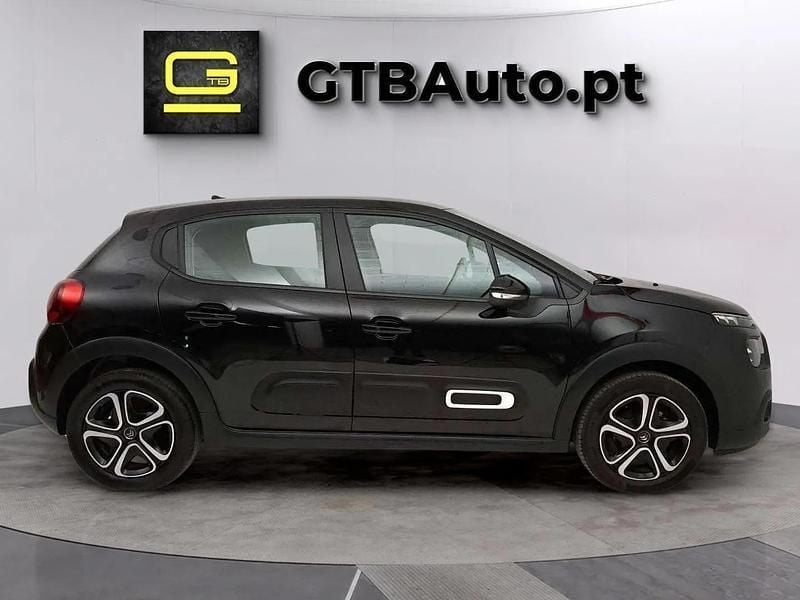 Preto Usado 2024 Citroën C3 PureTech Citadino | € 17.499 (Preço justo) - Imagem 1/4