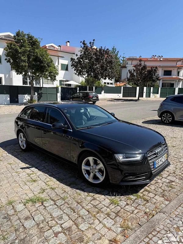 Preto Usado 2012 Audi A4 Carrinha | € 15.500 (Caro) - Imagem 1/4