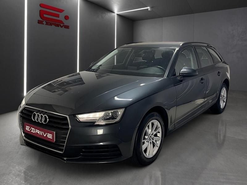 Cinza Usado 2017 Audi A4 Design Carrinha | € 17.980 (Preço justo) - Imagem 1/4