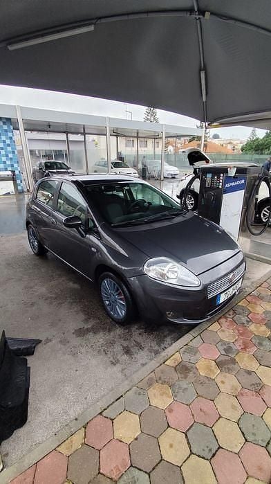 Usado 2010 Fiat Punto Citadino | € 4.500 (Preço elevado) - Imagem 1/4