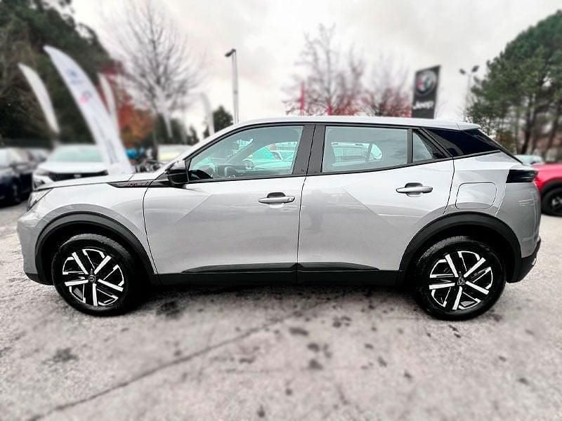 Usado Peugeot e-2008 Style 114 kW (156 HP) 2025 Cinza SUV